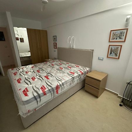 Big Blue New Apartment อายิโอสนิโกลาโอส ภายนอก รูปภาพ